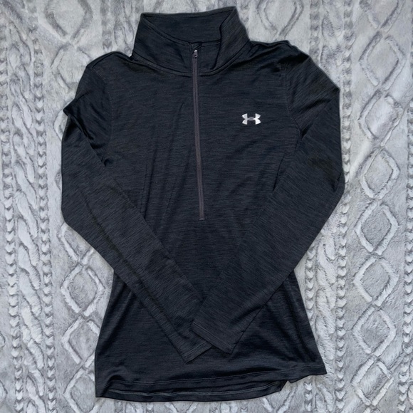 Under Armour Pullover Workout Top - Picture 4 of 6